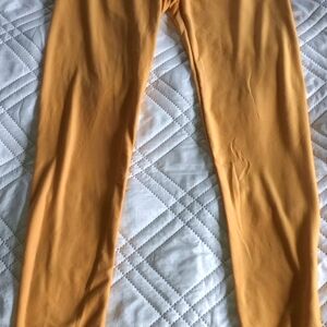 LulaRoe one size leggings